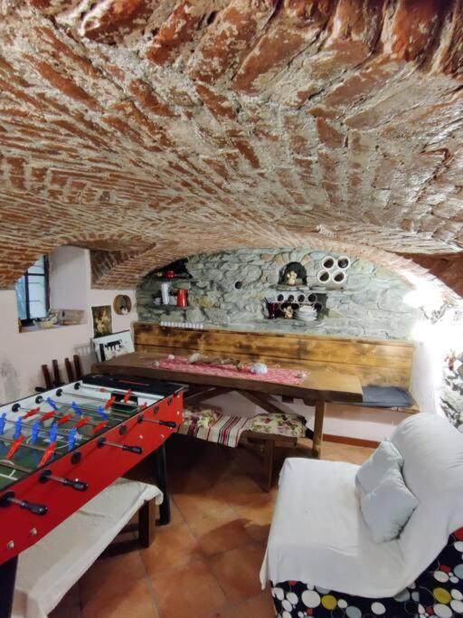 הוילה אאוסטה The Golden Eagle - Chalet A Champdepraz מראה חיצוני תמונה