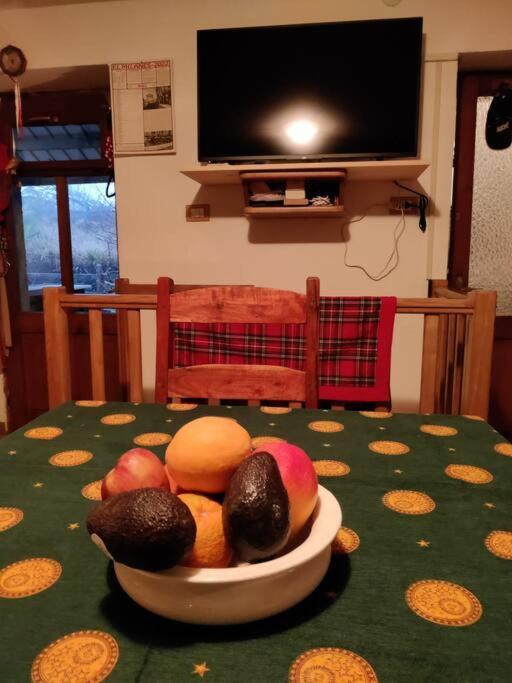 הוילה אאוסטה The Golden Eagle - Chalet A Champdepraz מראה חיצוני תמונה